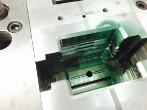 防塵罩模具F8932-3，防塵罩塑膠模具
