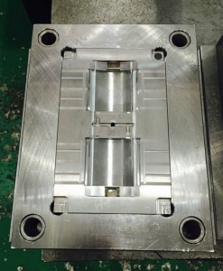 Y300422儀器塑膠制品，深圳塑膠模具廠，注塑模具加工